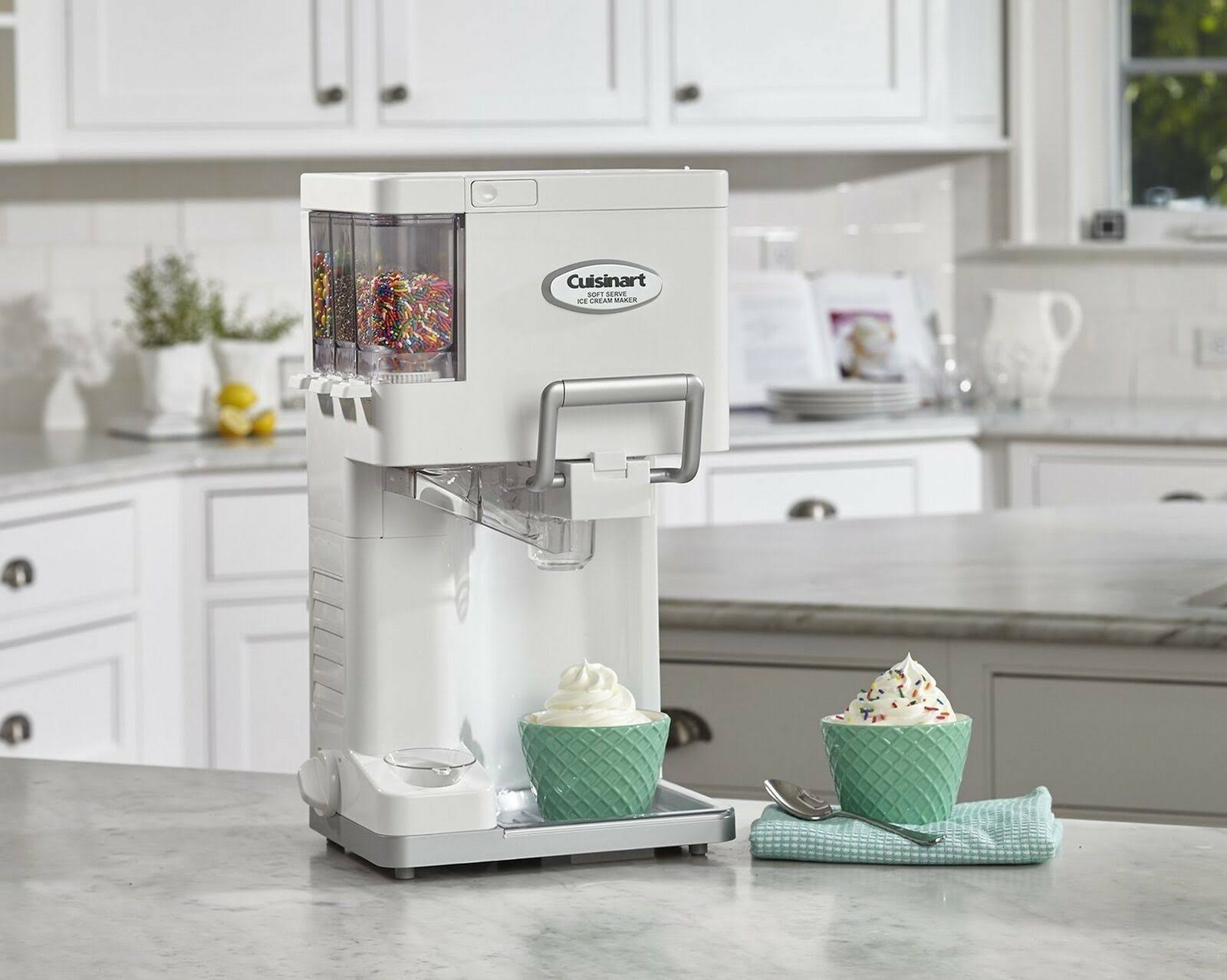 Cuisinart Ice-45 Mix-It-In Soft Serve Ice Cream Maker, 1.5 qt - Image 4